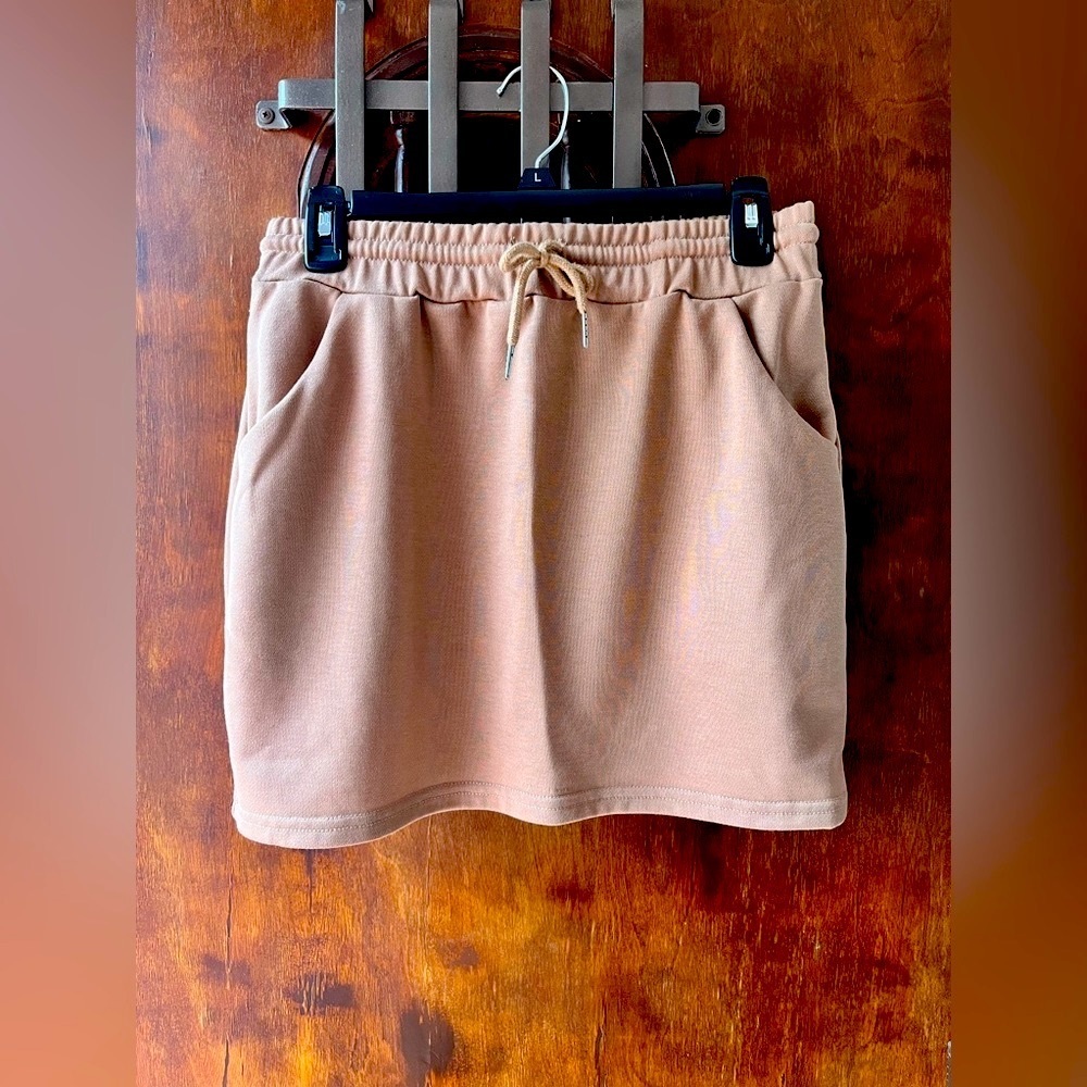 Casual mini tan khaki skirt